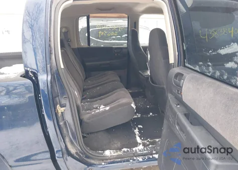 2004 Dodge Dakota Sport/Sxt from USA, damaged, VIN 1D7HG38NX4S607992